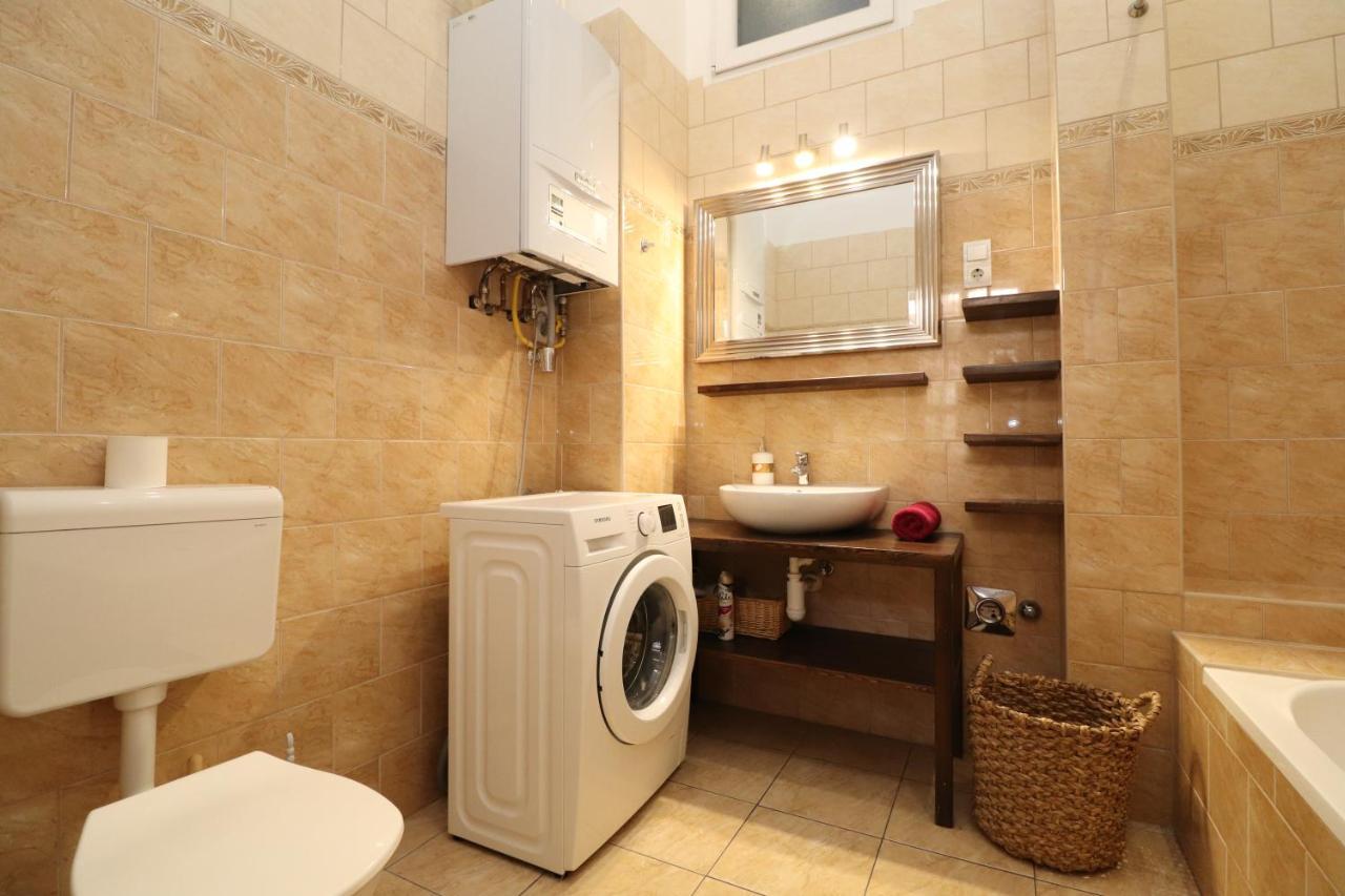 Broadway Downtown Deluxe בודפשט מראה חיצוני תמונה