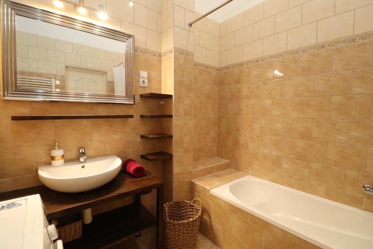 Broadway Downtown Deluxe בודפשט מראה חיצוני תמונה