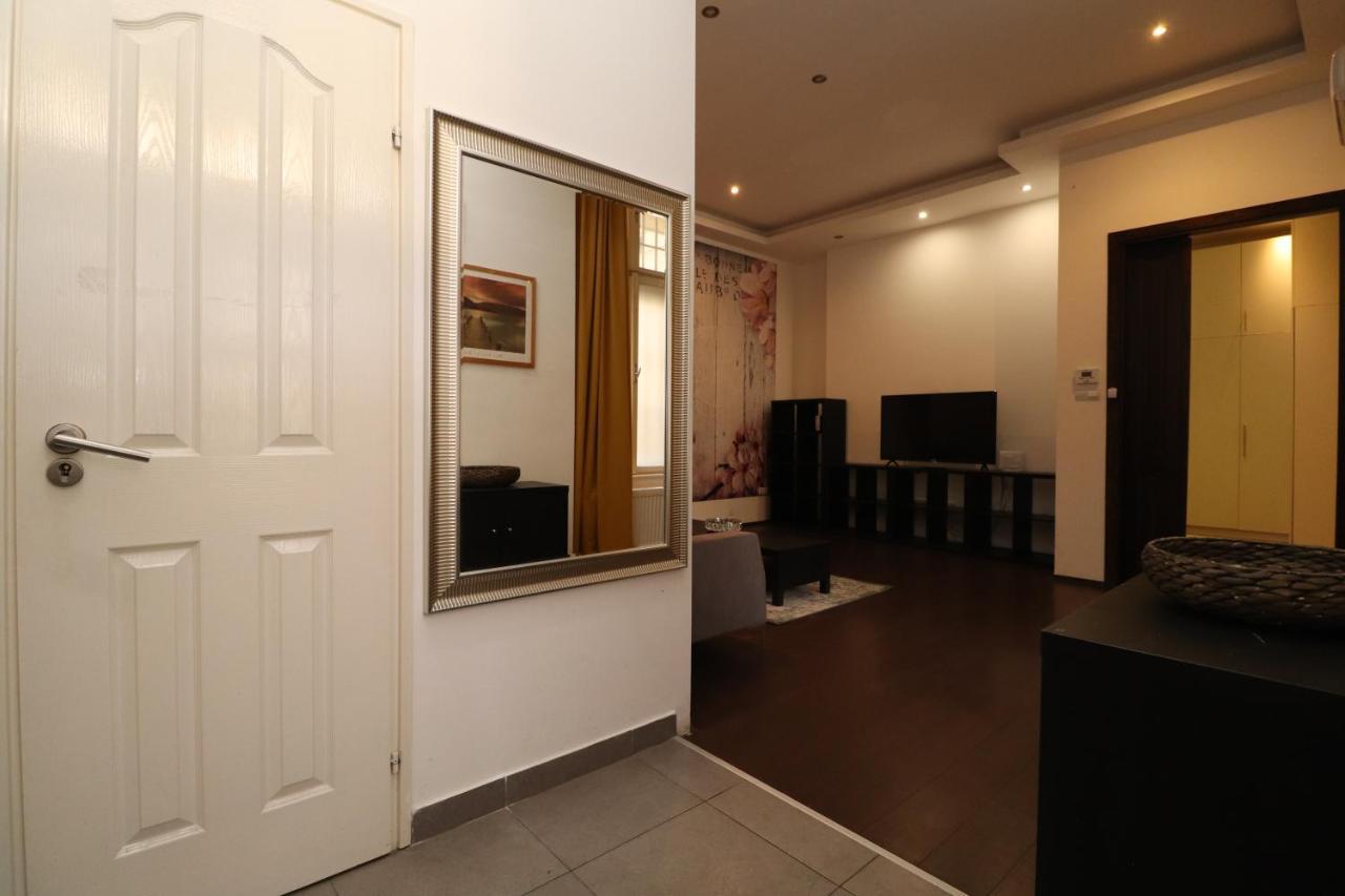 Broadway Downtown Deluxe בודפשט מראה חיצוני תמונה
